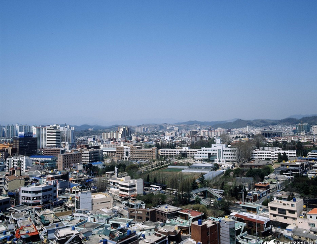  p> b>晋州市 /b>( a target="_blank" href="/item/韩国语/257427"