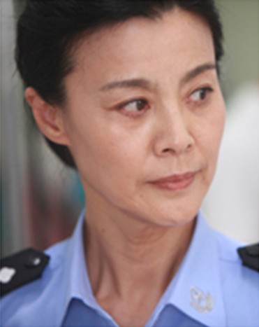 《爱·回家》原名《让爱回家》,是由霍泥芳,安宇,郭程程,严影,冯军