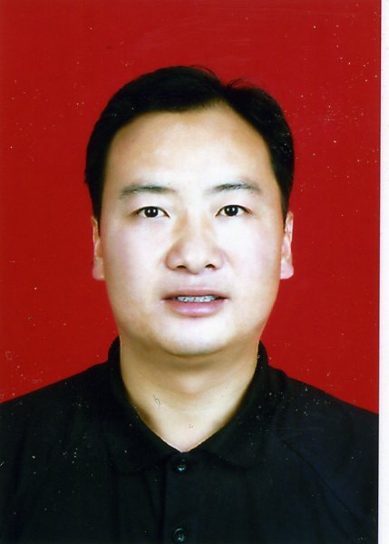 曾任博乐市党委常委,副市长. /p> p>现任