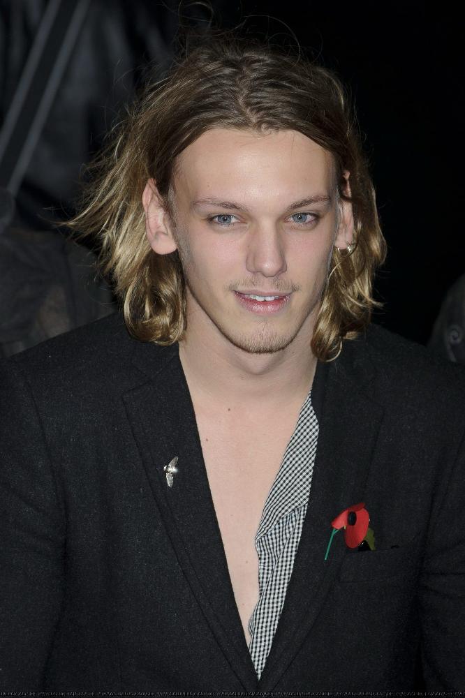 杰米·坎贝尔·鲍尔