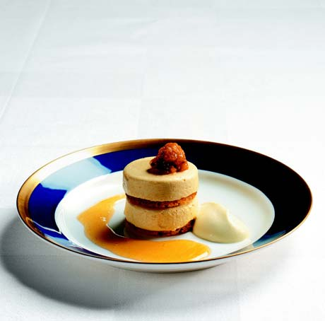  p>黄莓冻糕是一款以许多野生或栽种浆果为基本食材的瑞典甜点. /p>