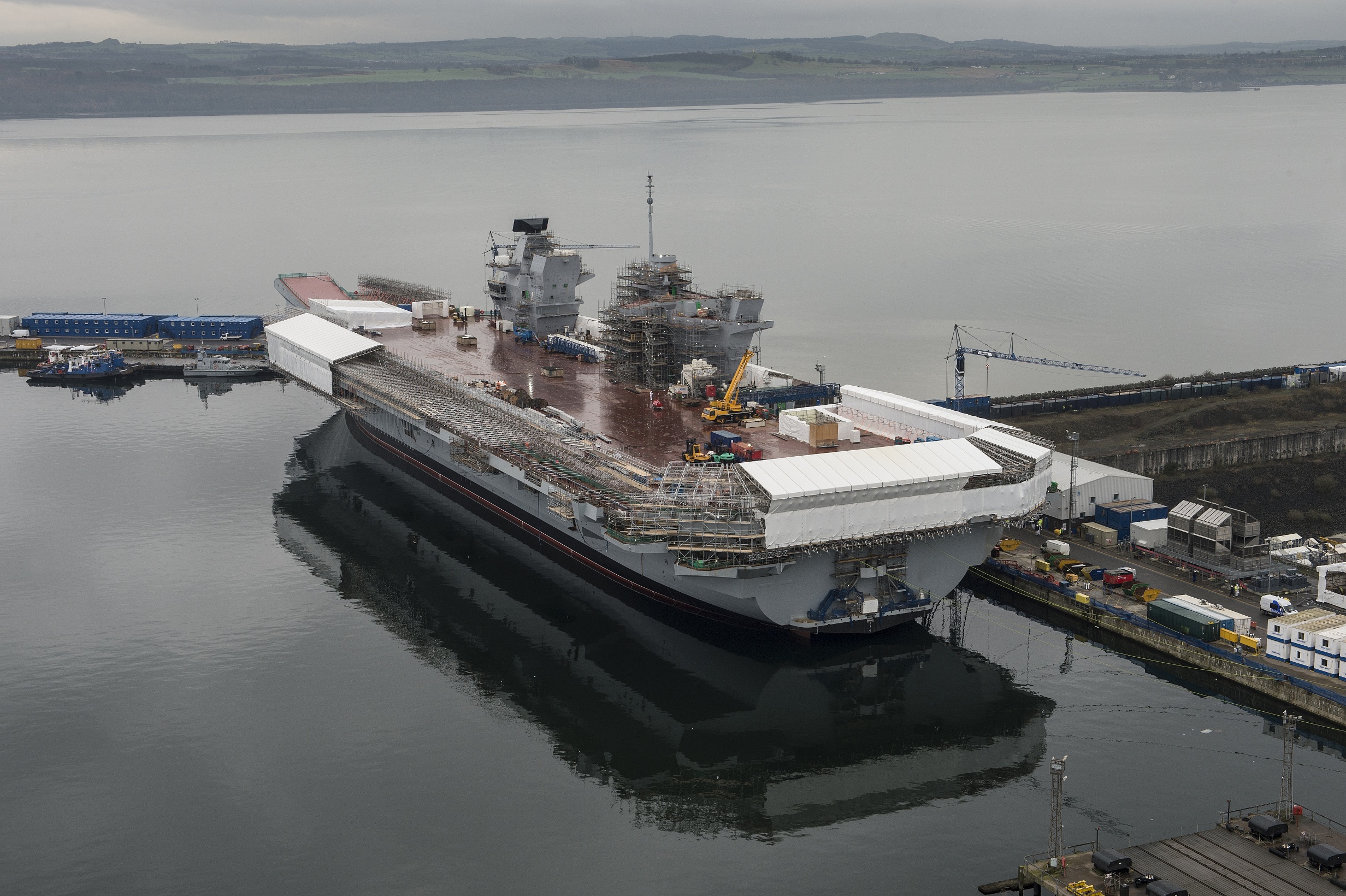 queen elizabeth class aircraft carrier
