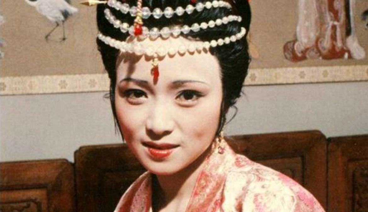 《红楼梦》里贾宝玉在懵懂时想象着将薛宝钗林黛玉合二为一？_百科TA说