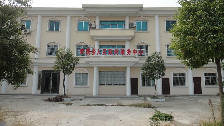  p>官垸镇,位于澧县东南端,地处洞庭湖滨,松滋河中,西支之间,四面环水
