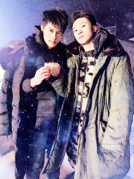  p>《来自月亮的你》由河北水步影视传媒有限公司投资出品,新锐导演 a