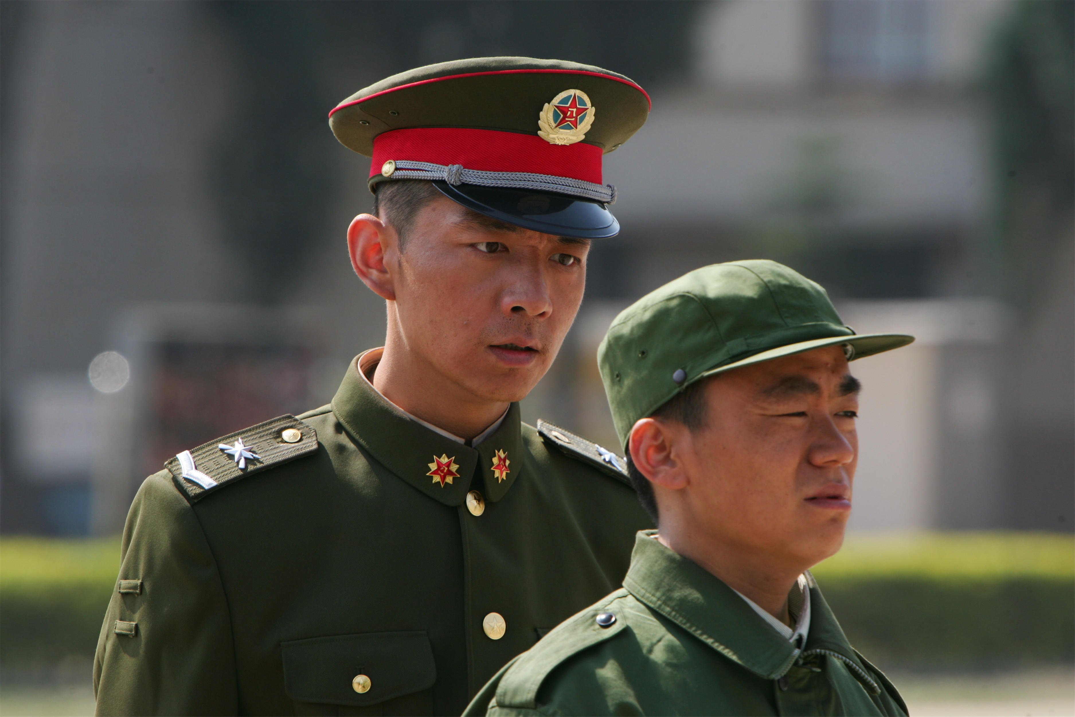 是由 a target="_blank" href="/item/中国人民解放军八一电影制片厂