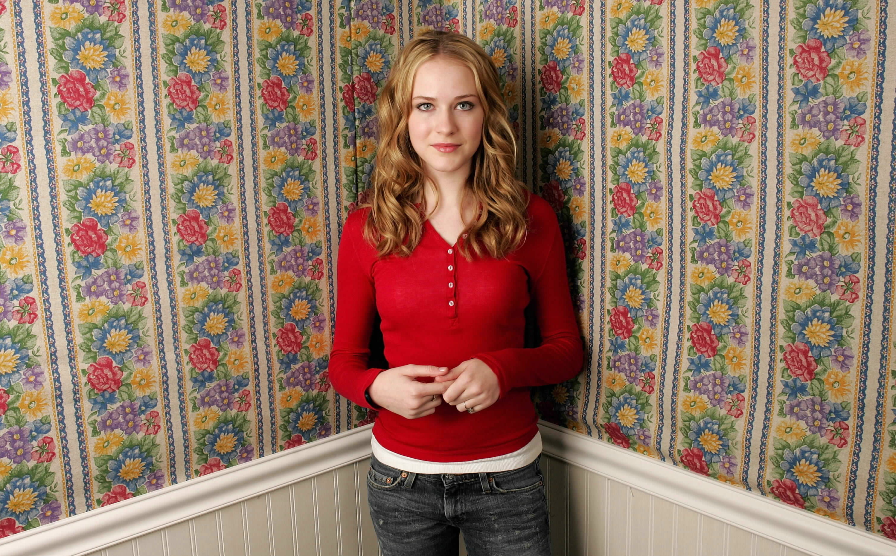  p>埃文·蕾切尔·伍德 i>(evan rachel wood) /i>,1987年9月7日生于