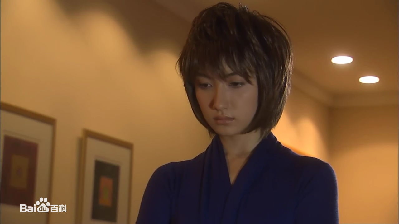  p>香椎由宇,1987年2月16日出生于日本神奈川县绫濑市,模特,演员,隶属