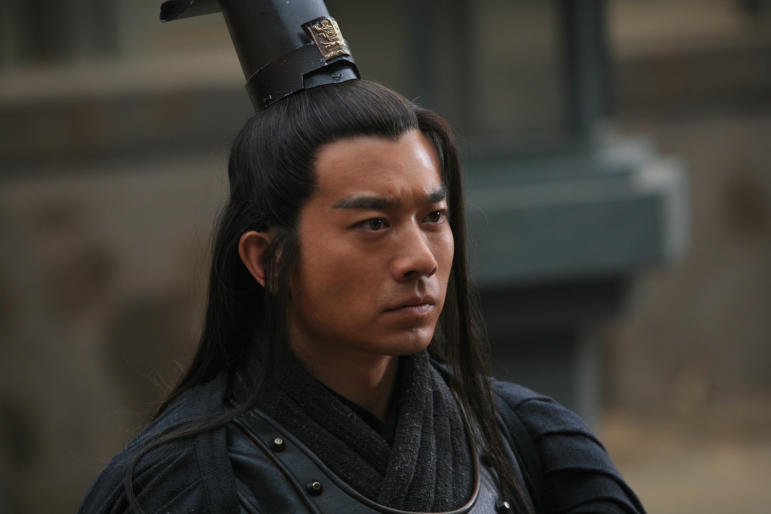 玲,又名侯钧升,1973年4月30日出生于吉林省长春市,中国内地影视男演员
