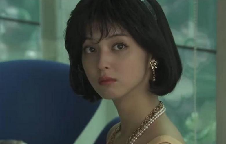 《火车》根据日本女小说家 a target="_blank" href="/item/宫部美雪