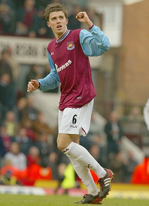  p>迈克尔·卡里克(michael carrick),1981年7月28日出生于英国东北部