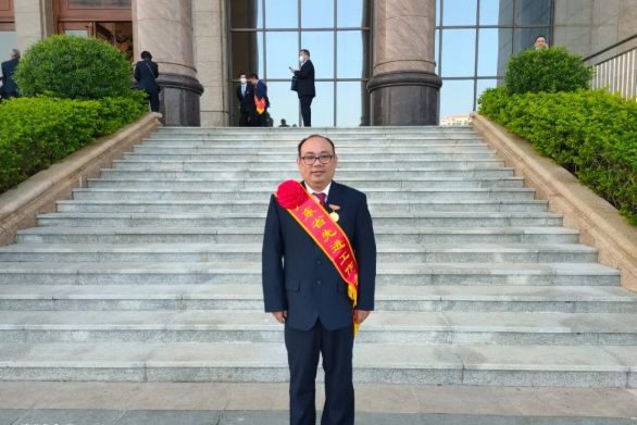 刘振东