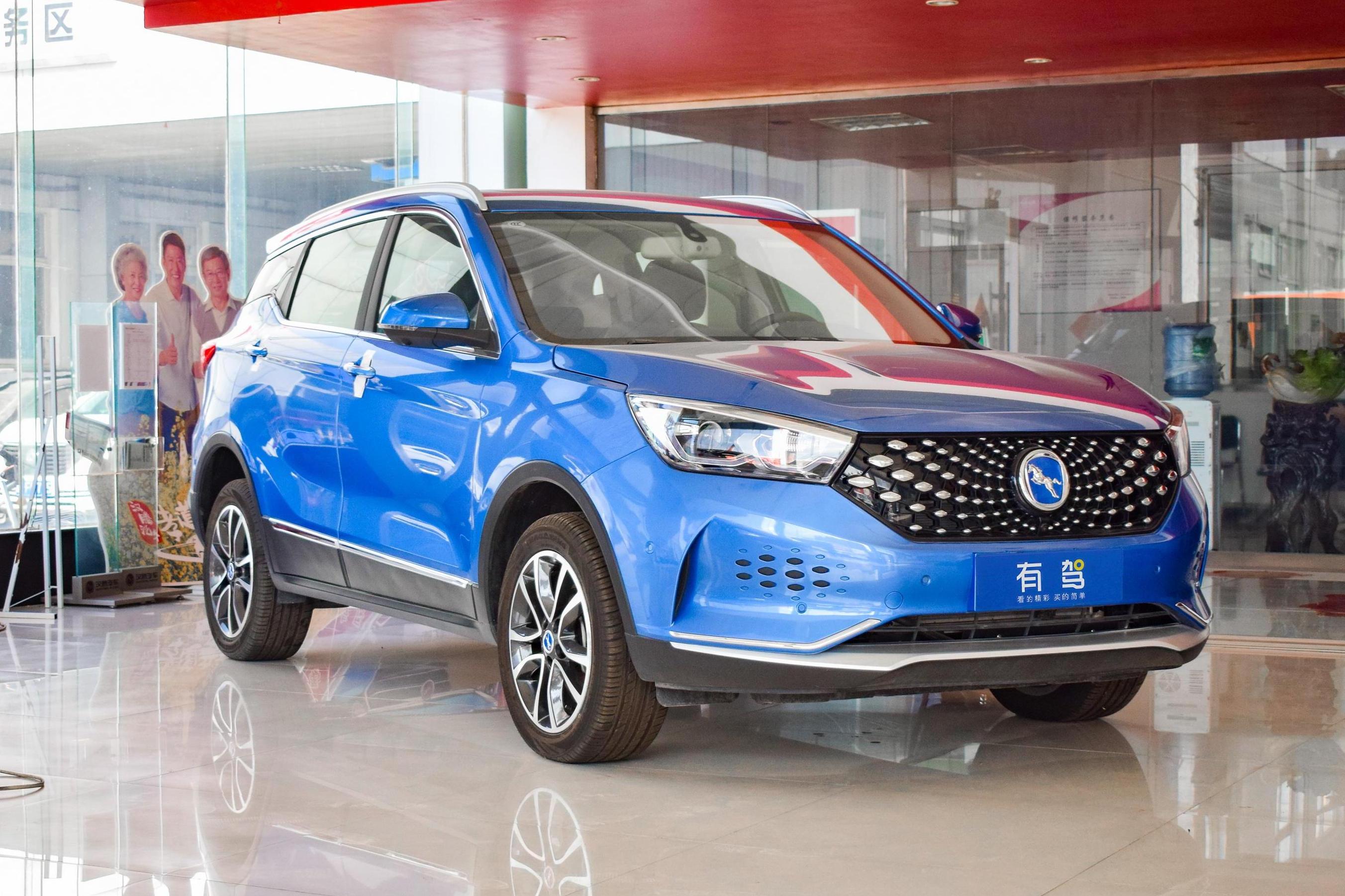 汉腾x5新能源是汉腾汽车旗下的紧凑型suv.