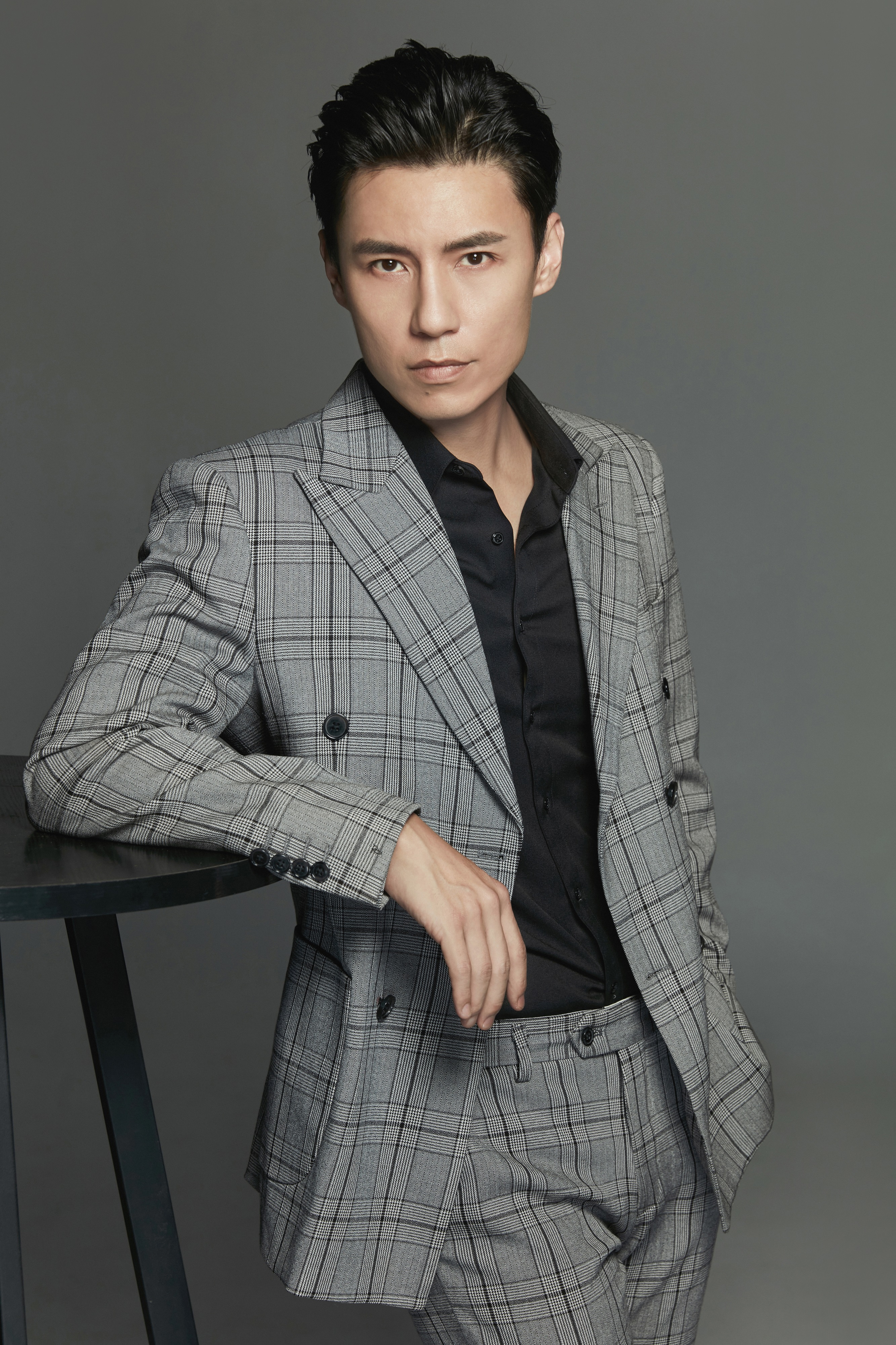  p data-id="gncncng344">王羿均(原名王修泽)