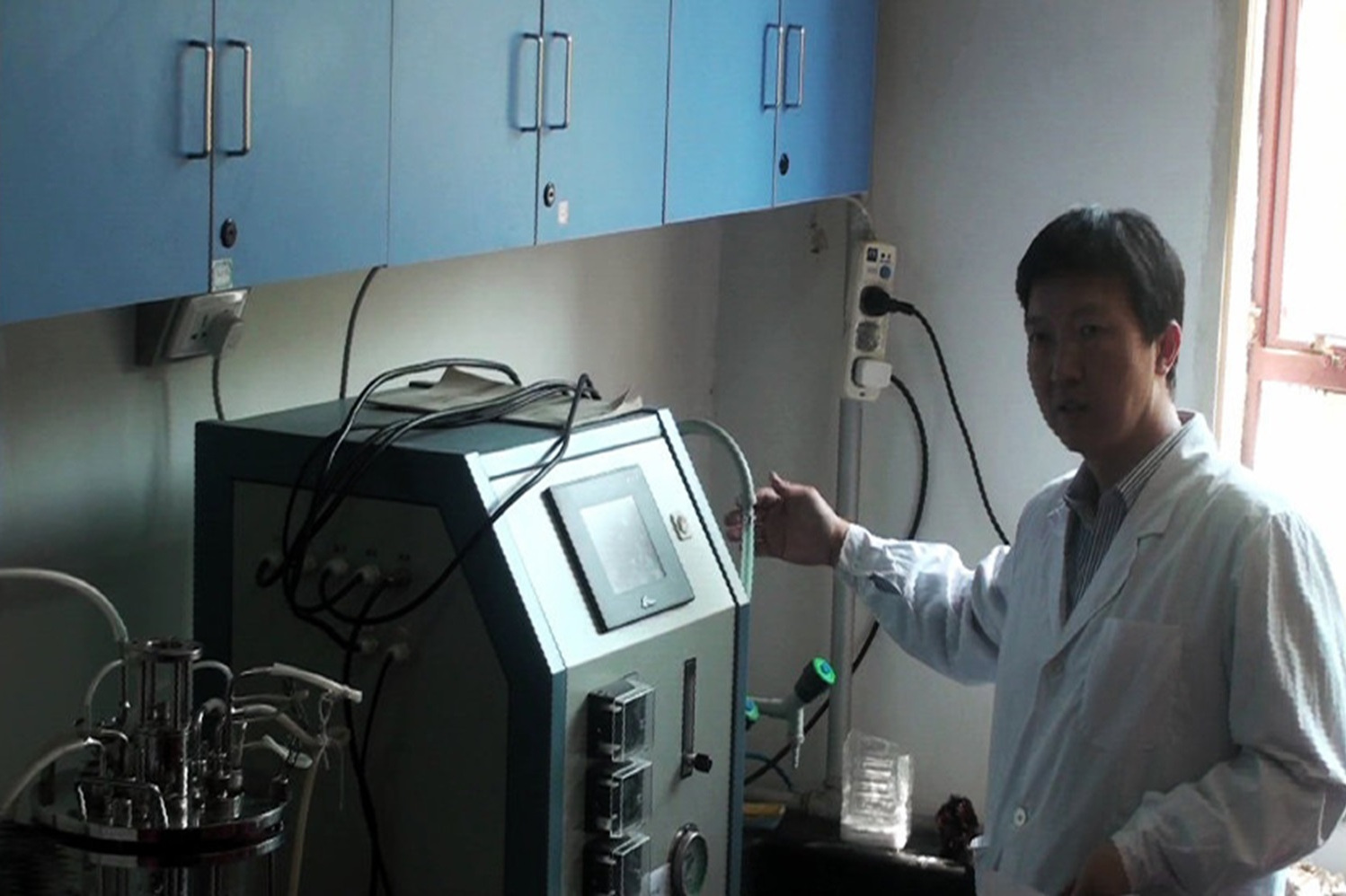  p>黄海东是天津农学院农学与资源环境学院教授. /p>