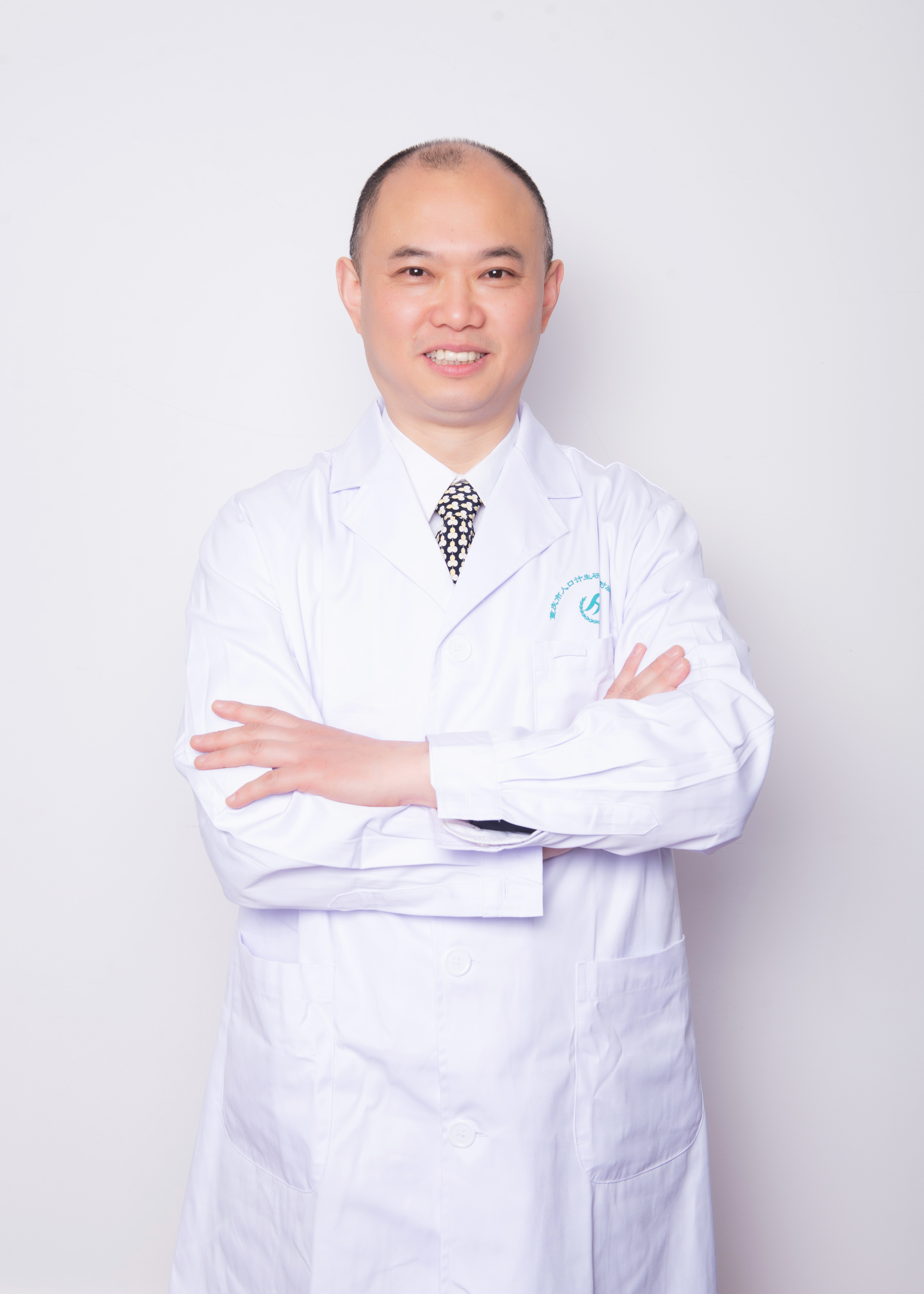 黄华