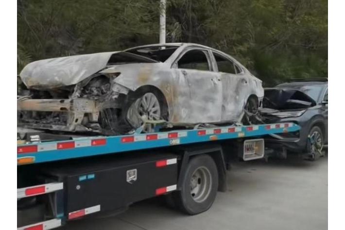 data-lemmaid="36386">河源 /a>境内,汕昆高速往连平方向金花隧道发生