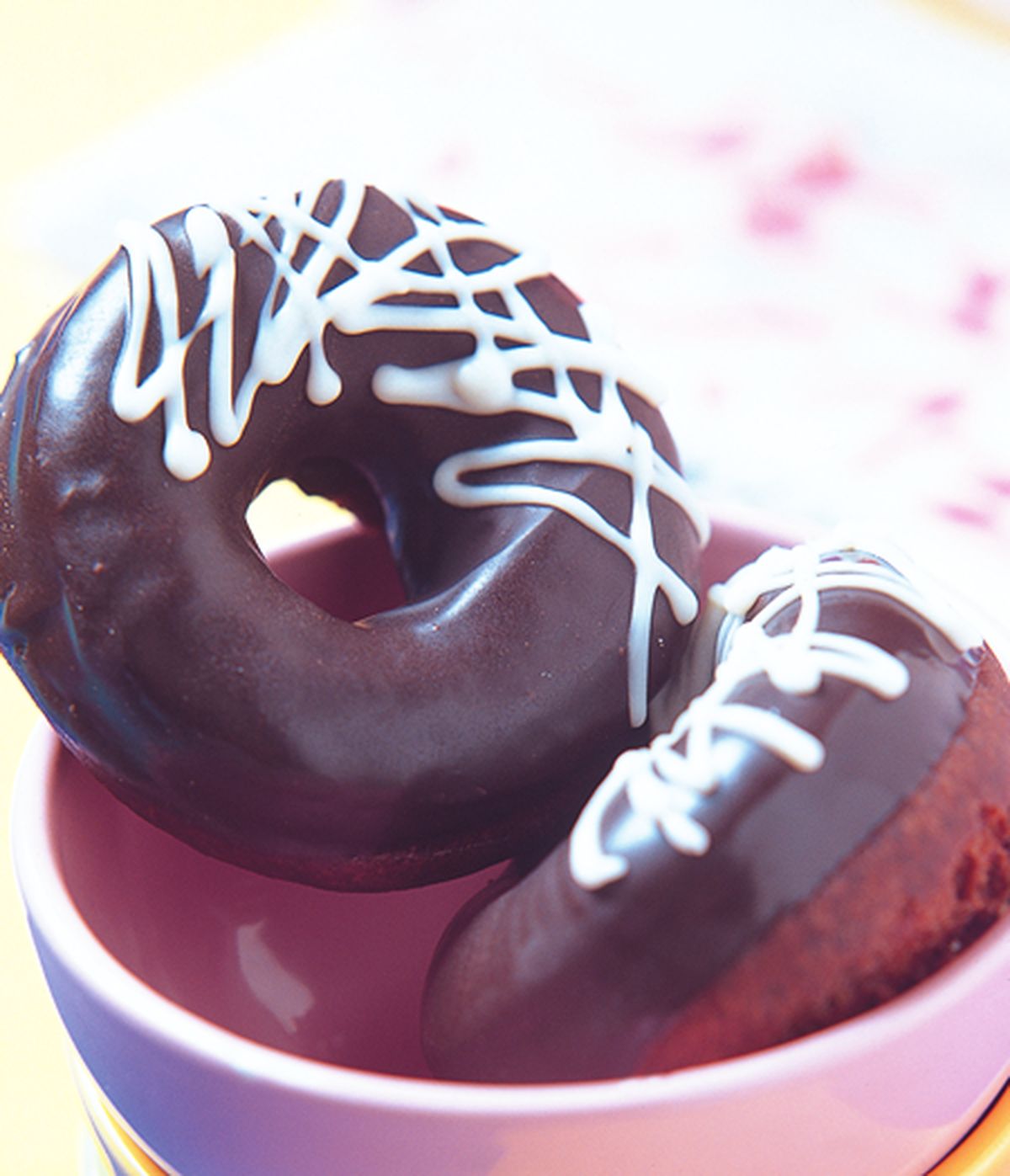 巧克力乳酪甜甜圈儿