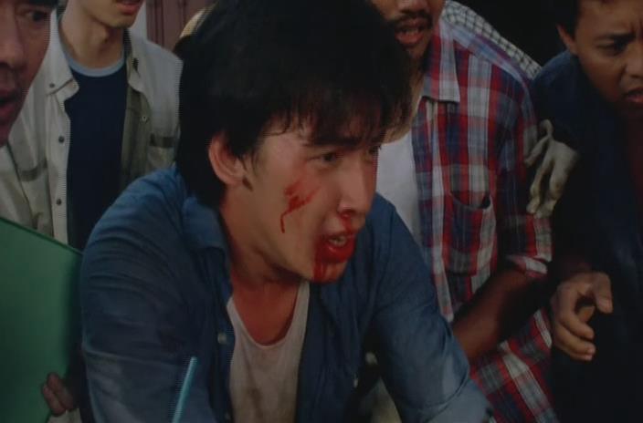 《拳击小子》是由孙仲导演,狄龙,陆剑明,梁婉静等主演的动作电影