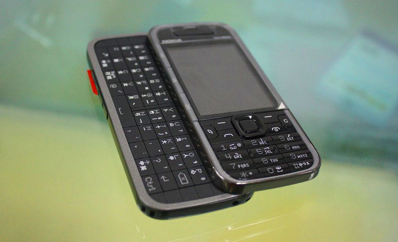 关于诺基亚2005年上市的手机的信息