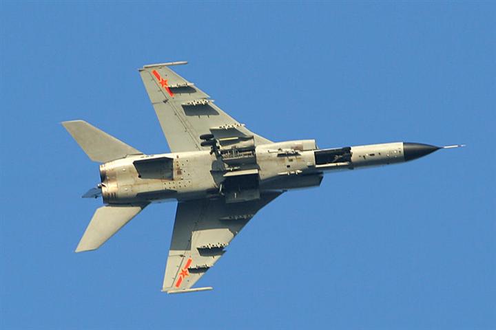 fbc-1"飞豹"战斗机