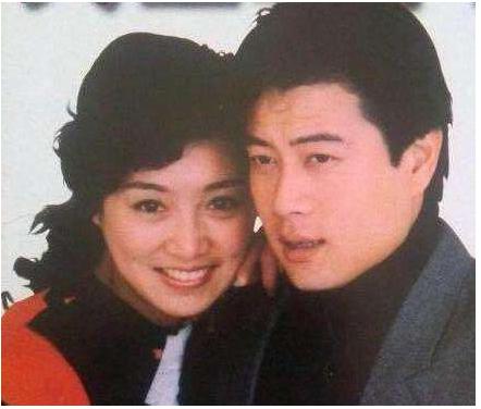 巫刚：从木匠到演员，与前妻离婚后至今单身，无儿无女的他今如何_百科TA说