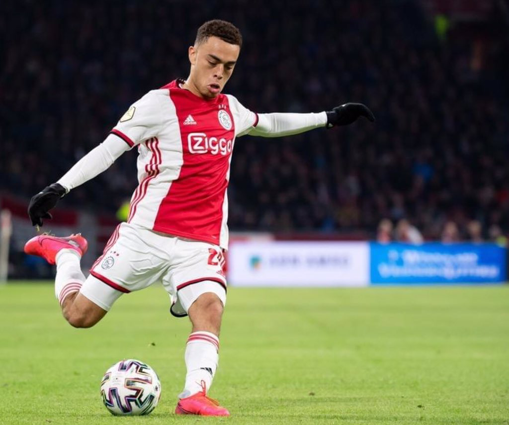  p>塞尔吉尼奥·德斯特(sergi  o dest),全名塞尔吉尼奥·詹尼·德斯