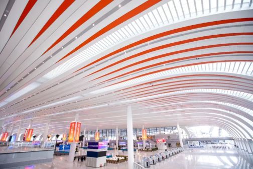 广州白云站内部