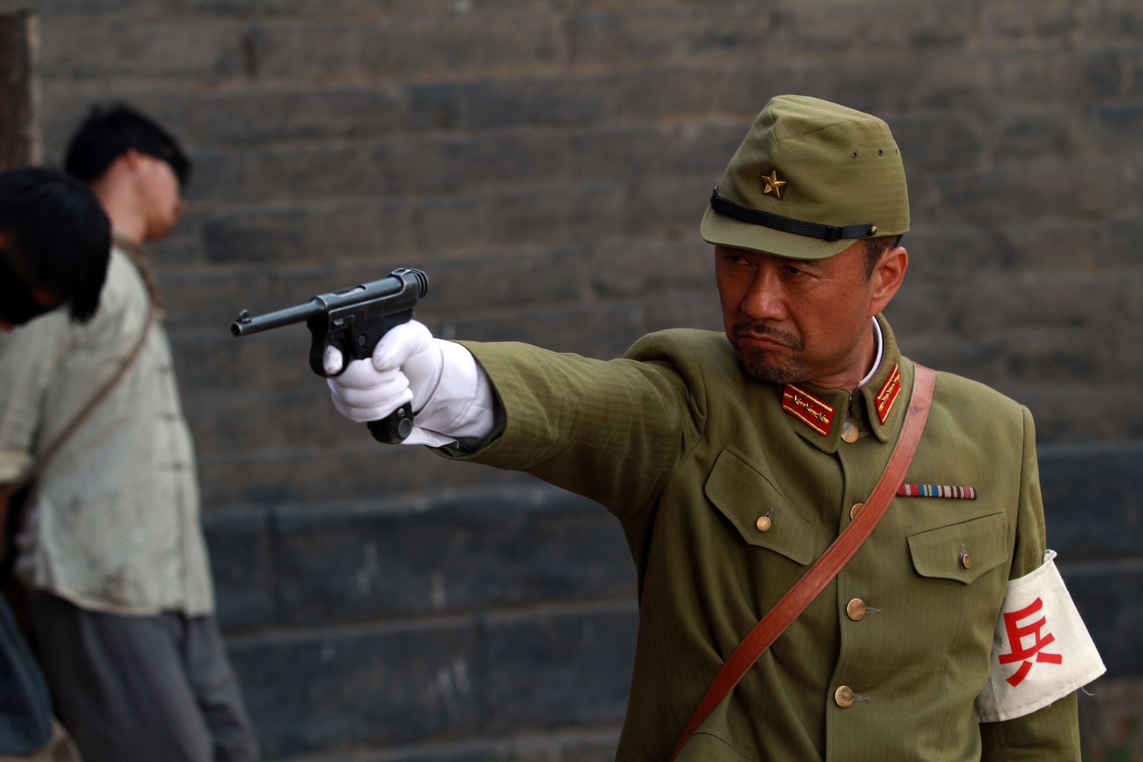 p《节振国传奇》是2011年中国电视剧制作中心,龙腾艺都联合出品联合