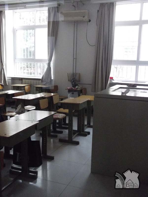 2 high school of beijing,简称北京昌平二中),创建于1