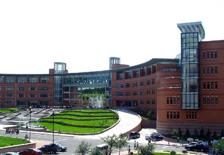jianzhu university)位于山东省济南市,是一所以工为主,以土木建筑