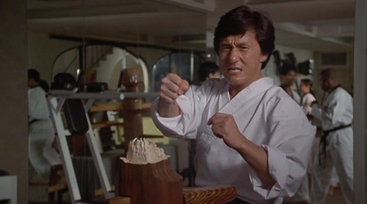 一部名为《星光龙门阵》(也叫《双龙一虎闯天关》)的电影开拍,它是