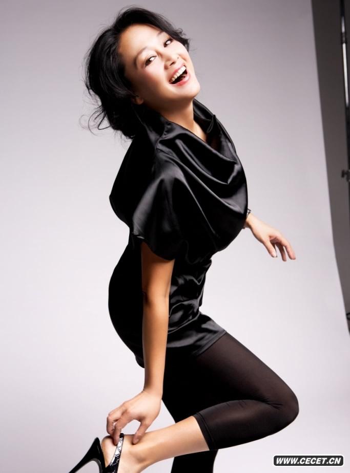  p>《惊天东方号》是于2004年首播的反恐,警匪电视剧,由刘迪执导,由 a