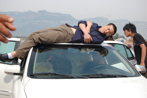 ">《大峡谷的女人》是 a target="_blank" href="/item/耿胜/9829699"