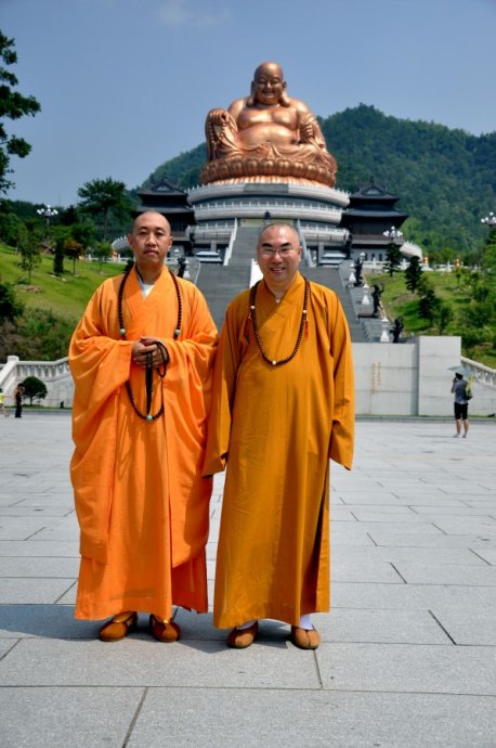  p data-id="go0kts9krp">雪窦寺,全称 a target="_blank" href="