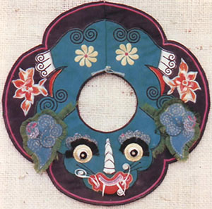 山西民间刺绣,有着自己独特的艺术风格,图案纯朴,色彩艳丽,构图简洁