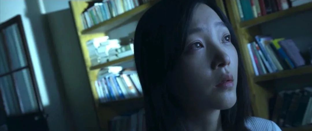 杨冬为什么自杀？她是被低估的隐藏大神，比任何人都知道的多！_百科TA说