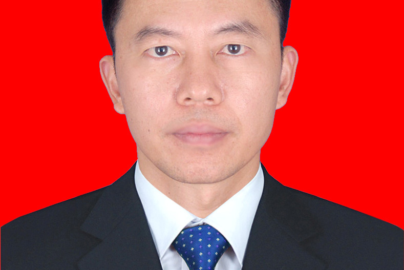  p>郑海涌,男,1973年11月出生,普宁市人,学历在职大学,1993年7月参加