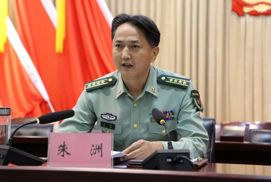 data-id="tnl5047qdlwv">现任河南省商丘市委常委,军分区党委书记