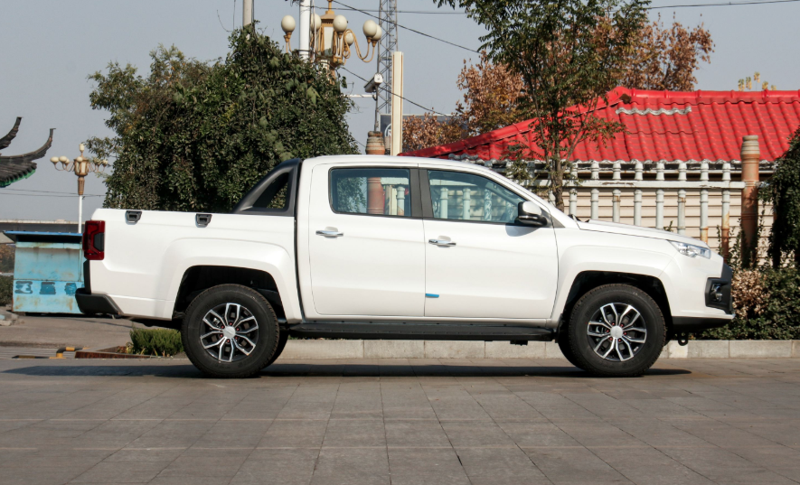  p>域虎7是江铃汽车旗下的皮卡. /p>