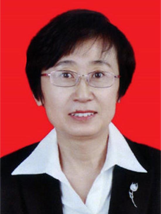  p> 张凡,女,汉族,1968年9月生,山西天镇人,1988年9月参加工作,1988年