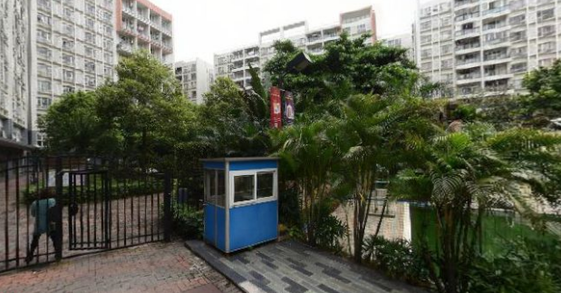  p>云峰花园3期位于广州市花都旧区,由广州宏峰房地产开发有限公司