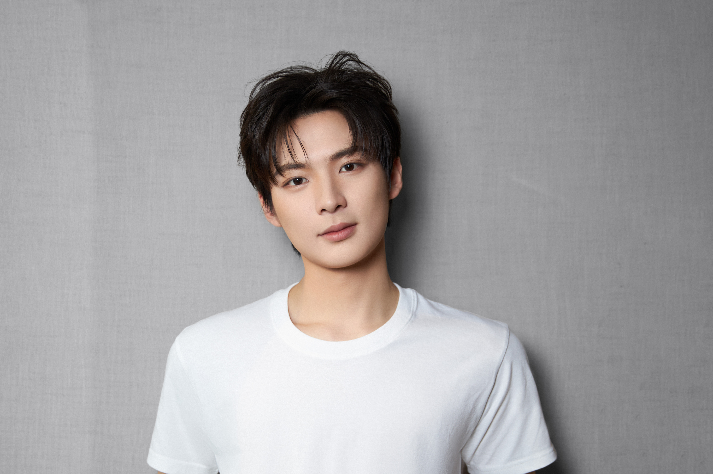  p data-id="gnbrk9jzpb">刘泽宇,中国内地男演员.