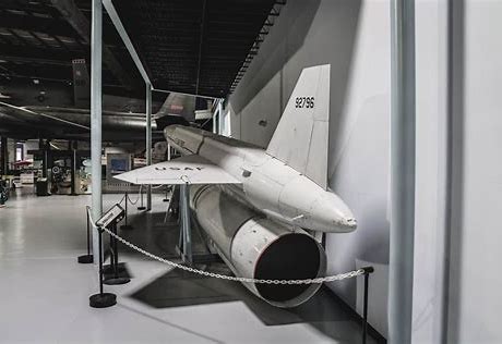  p>agm-28巡航导弹,又称"大猎犬"是 a target="_blank" href="/item