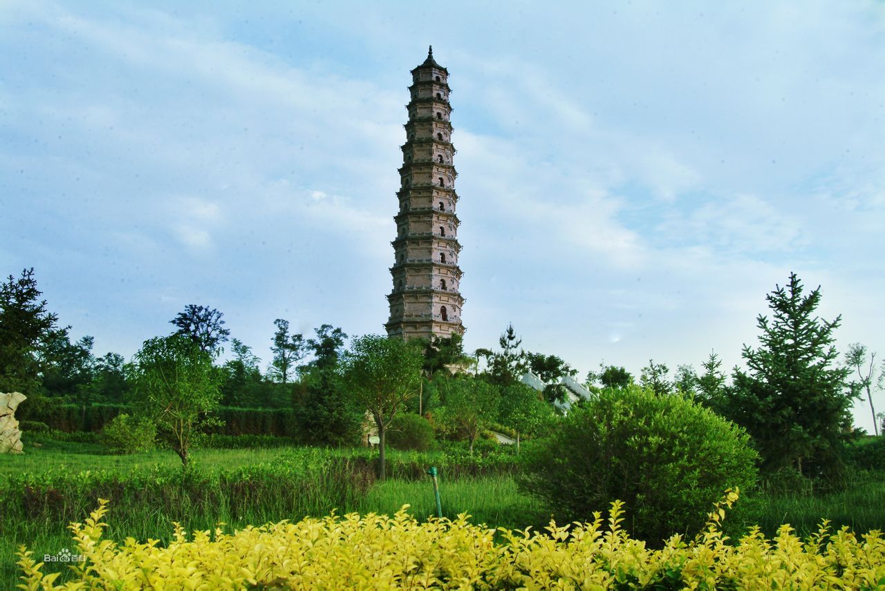  p>文峰塔矗立于宁海 a target="_blank" href="/item/跃龙山/8635040