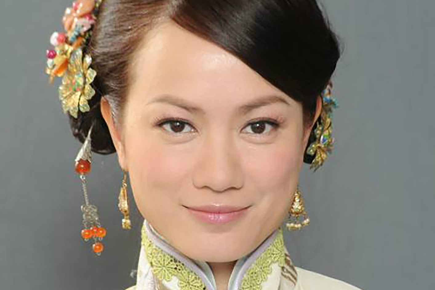  p>简慕华( i>rachel kan /i>),1976年11月30日出生于香港,中国香港女