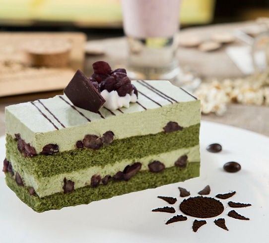 抹茶红豆慕斯蛋糕