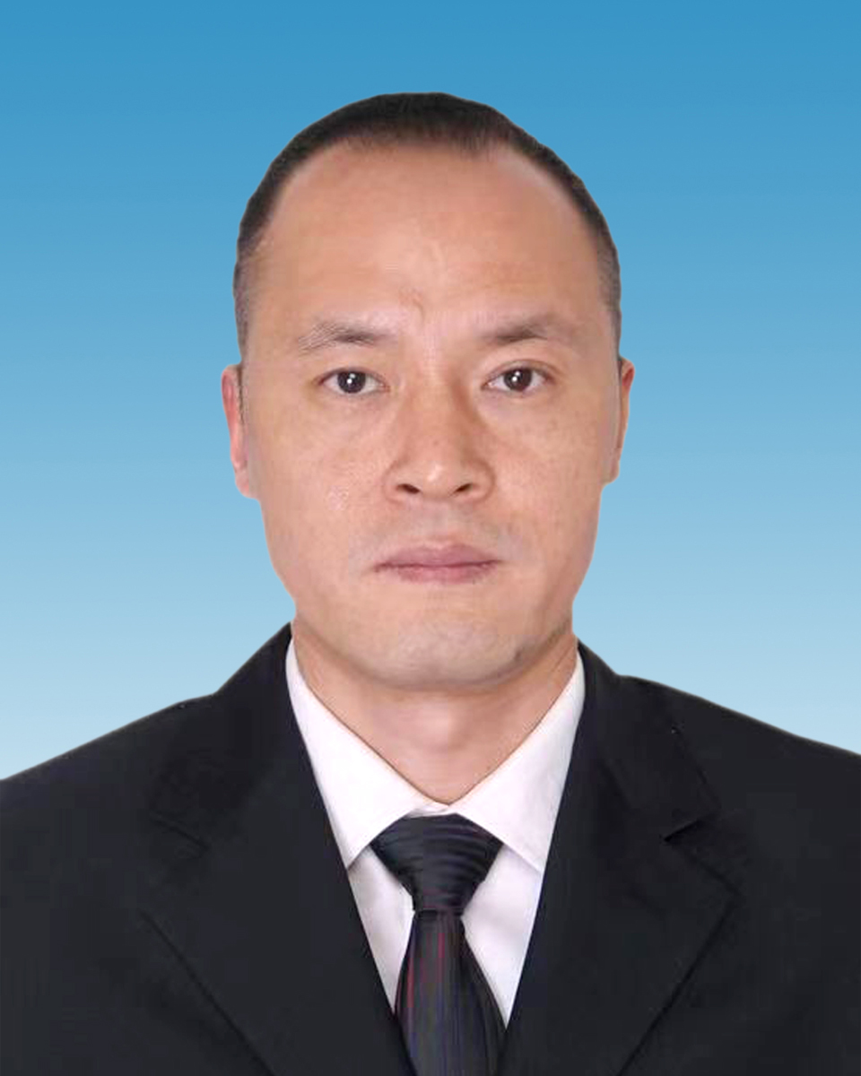 薛峰