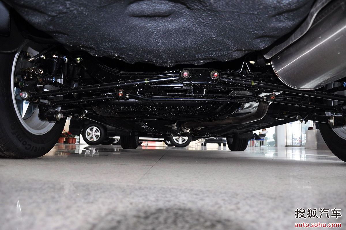 familia是亮相于2000年巴黎车展的马自达323系列新车