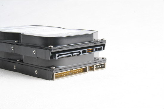  p>pata叫做并行 a target="_blank" href="/item/ata硬盘/10009258"